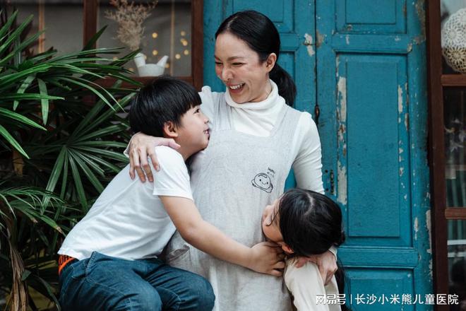 ：家长与抑郁症孩子相处的5个必读建议龙八国际娱乐网站长沙儿童心理咨询中心